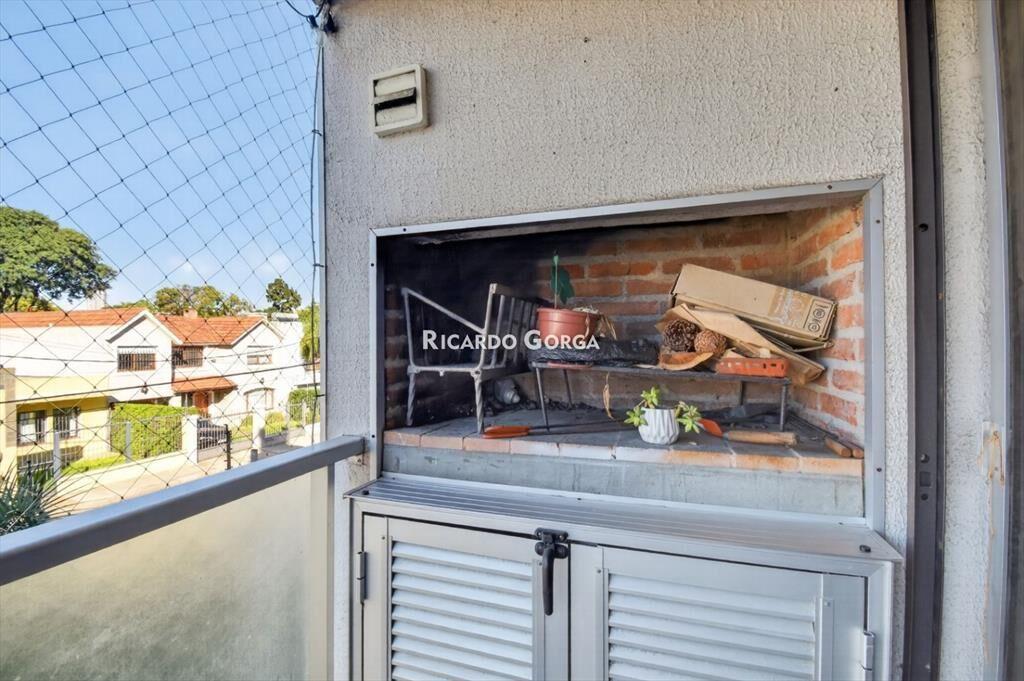 Hermoso Apartamento de 3 dormitorios, 2 baños y 2 cocher...