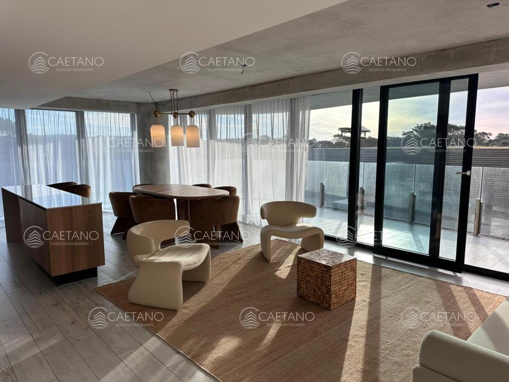 Venta departamento en Surfside de 1 dorm + den