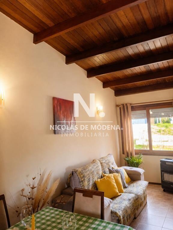 En venta casa de 2 dormitorios en el chorro,