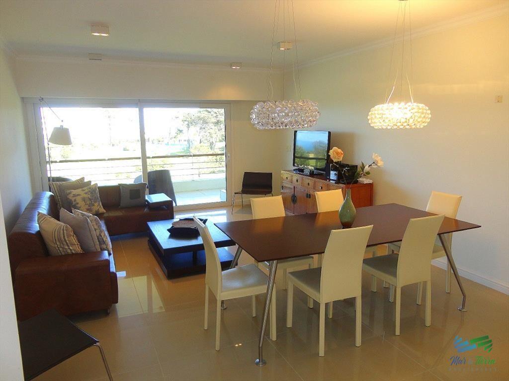 Venta de apartamento dúplex en complejo sobre de