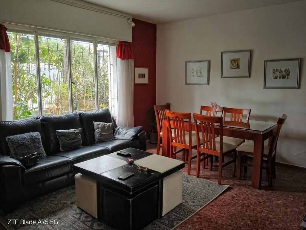 Casa en venta en Brazo Oriental,  2 plantas, 3 dormitori...