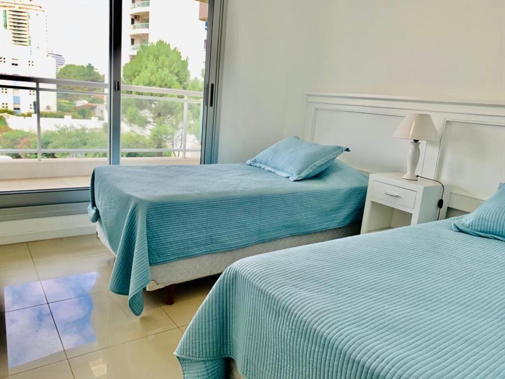 apartamento en zona de Aidy Grill, con parrillero propio