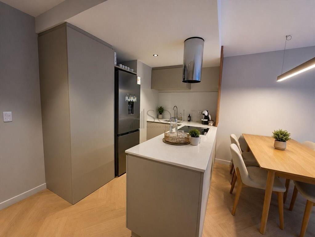 Venta, monoambiente con balcón y amenities, en Malvín.
