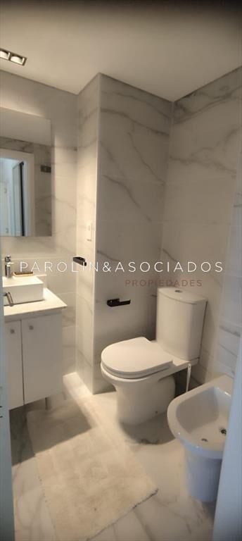 VENTA DE APARTAMENTO DE 3 SUITES EN EDIFICIO DEL