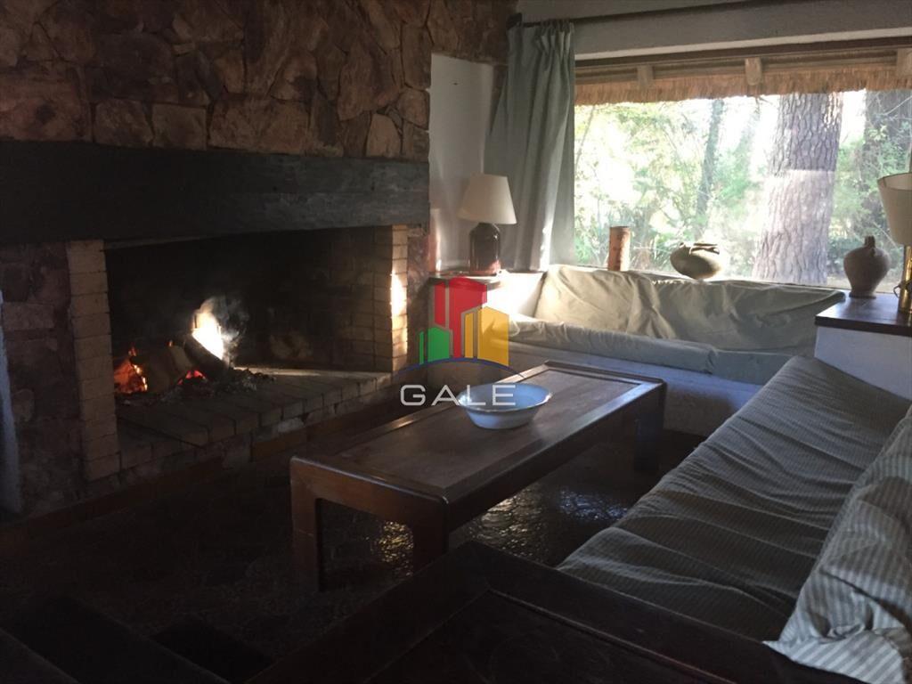 Linda casa en venta, zona cantegril