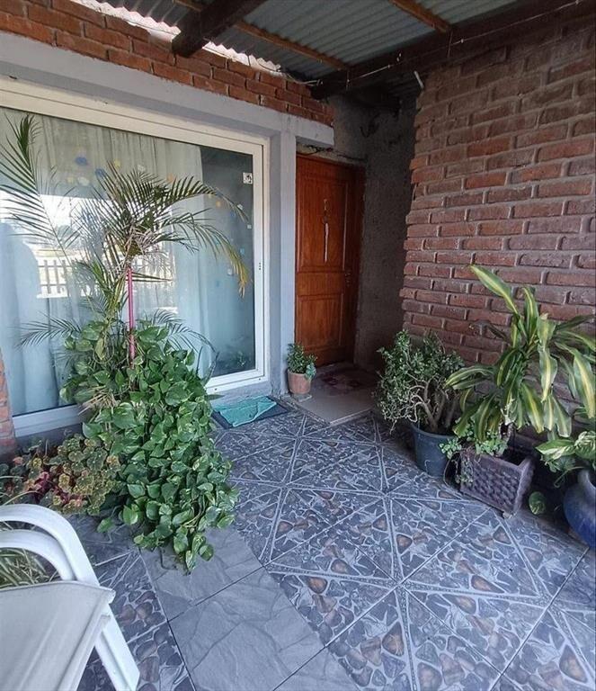 Casa de 3 dormitorios con terreno