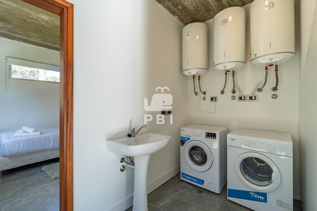 Casa en venta en Solanas Country, Punta Ballena -