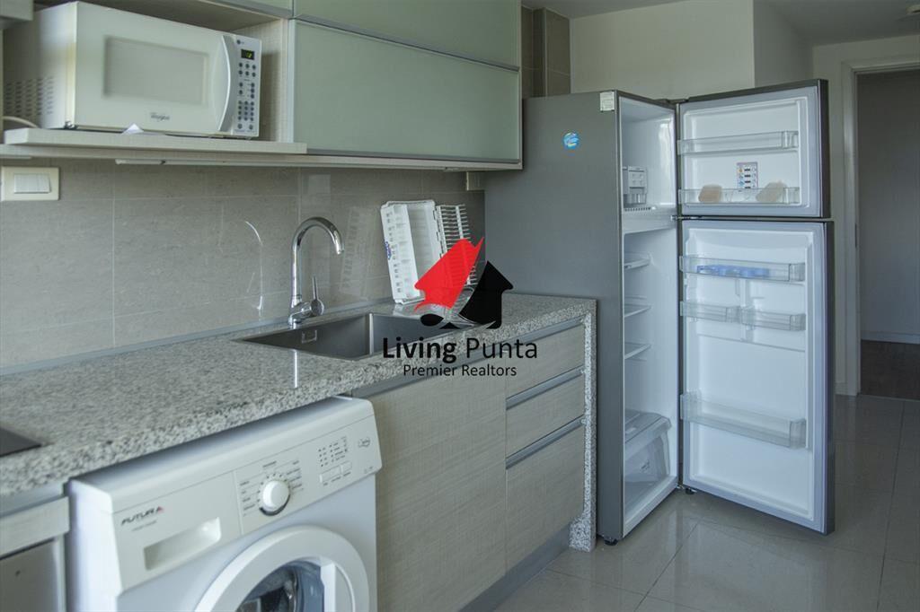 Alexander Boulevard.Departamento de 2 en venta y