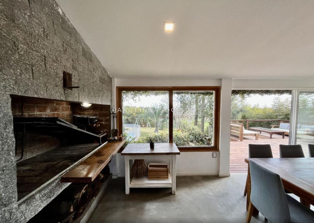 Casa en venta de 4 dormitorios en el Tesoro, La