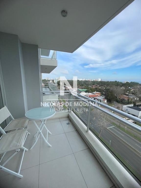 Departamento de 2 dormitorios en venta en Torre