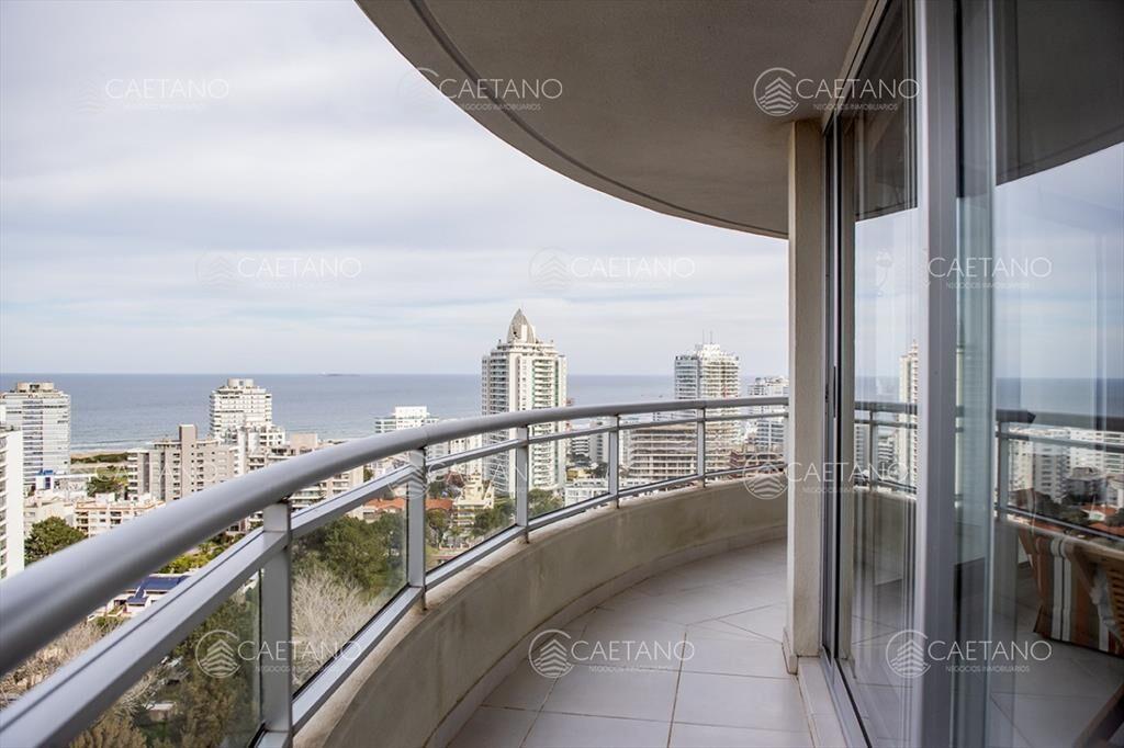 Se vende apartamento en ocean drive II de 3 Punta