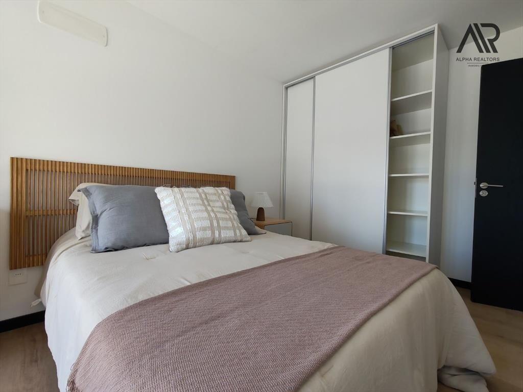 Apartamento de 2 dormitorios con terraza en Parque Batll...