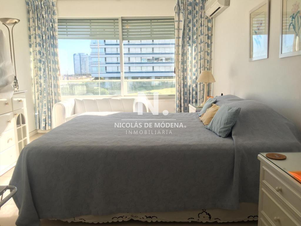 Departamento de 3 dormitorios en Tiburón I, del