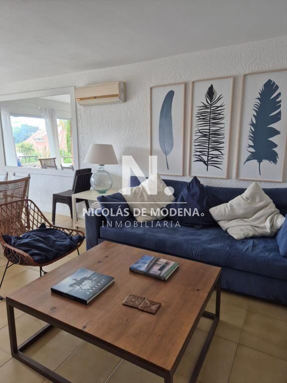 Vende en Aidy Grill, Apartamento de 3 dormitorios.