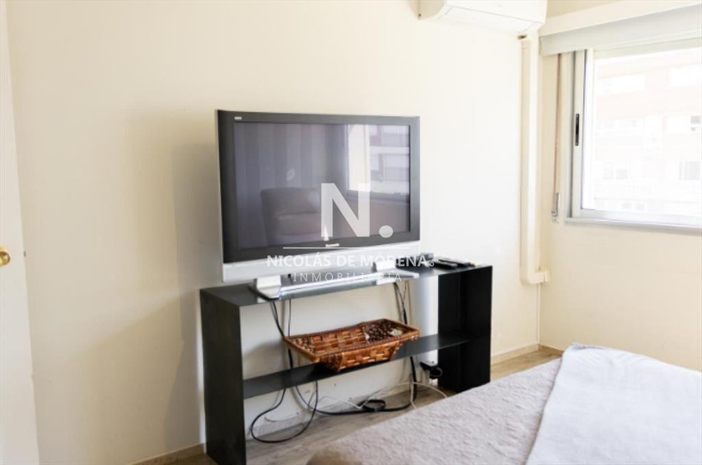 Apartamento en venta con balcon, de 2 dormitorios
