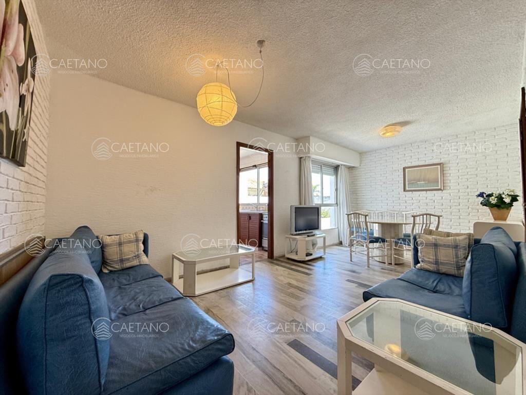 Apartamento en venta de 3 dormitorios en Punta