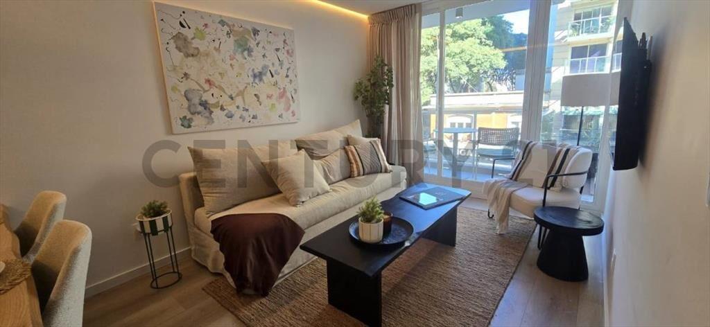 Alquiler apartamentos premium de 2 dormitorios Punta Carr...