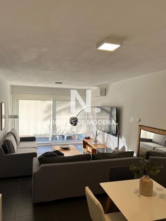 En venta apartamento de 2 dormitorios en Punta