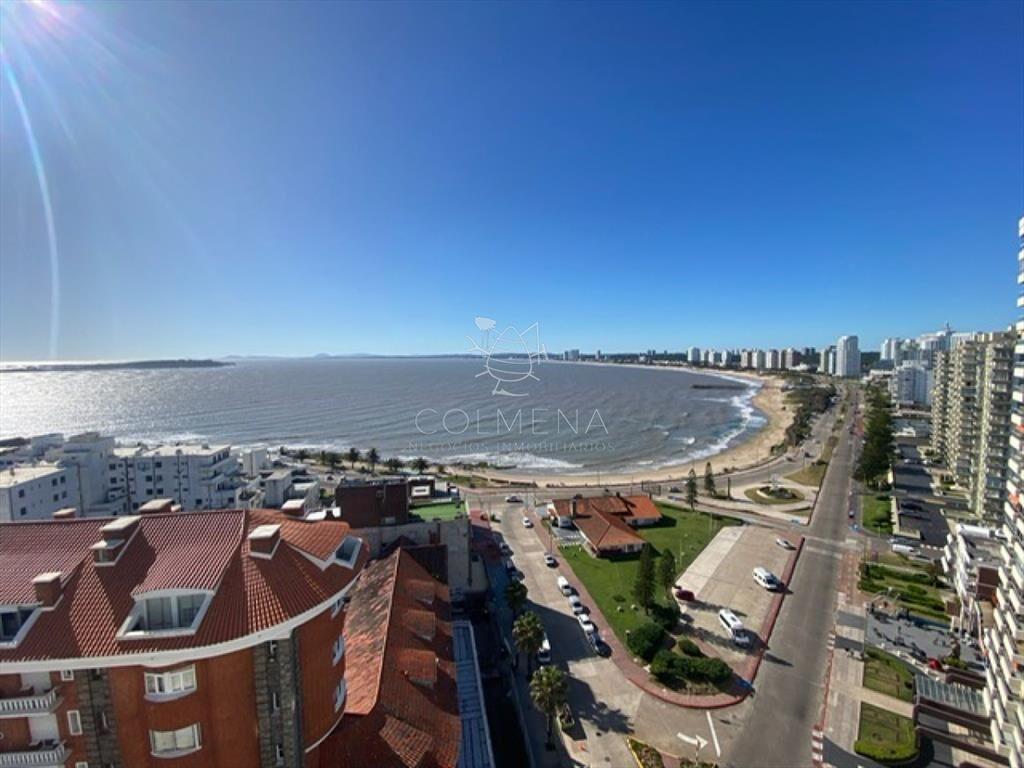 Apartamento en Peninsula, vista playa mansa y