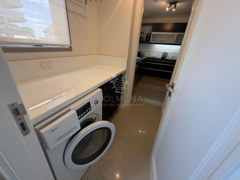 Apartamento en venta de 4 dormitorios en Punta del este , I