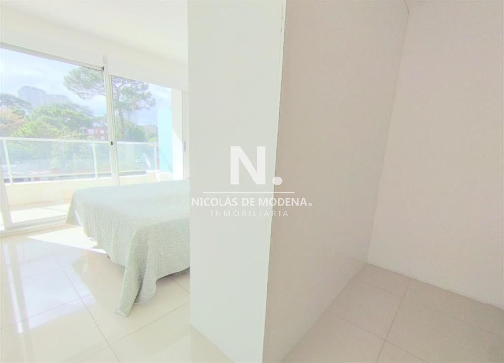 Apartamento de 1 dormitorio y medio en venta