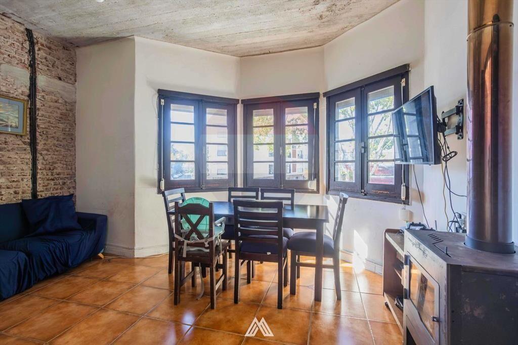 Venta Casa de altos en Jacinto Vera 3 D, terraza