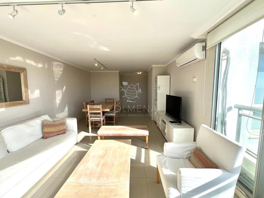 apartamento en venta de 3 dormitorios 3 baños,