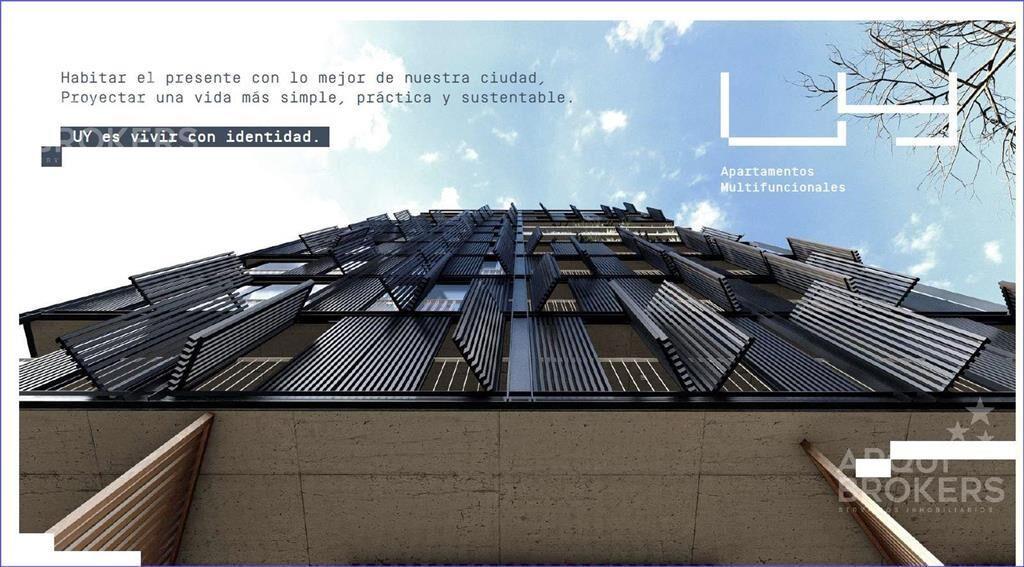 Apartamento penthouse de tres dormitorios en venta en Punta