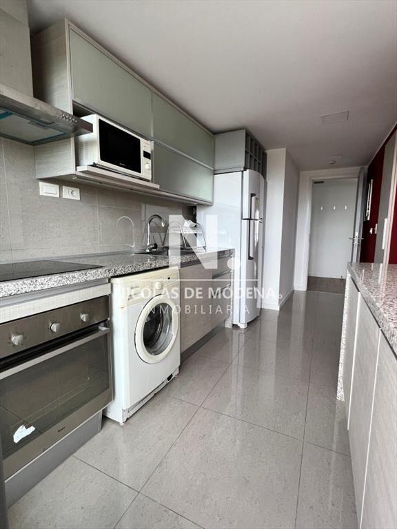Se vende apartamento de 2 dormitorios, con vista