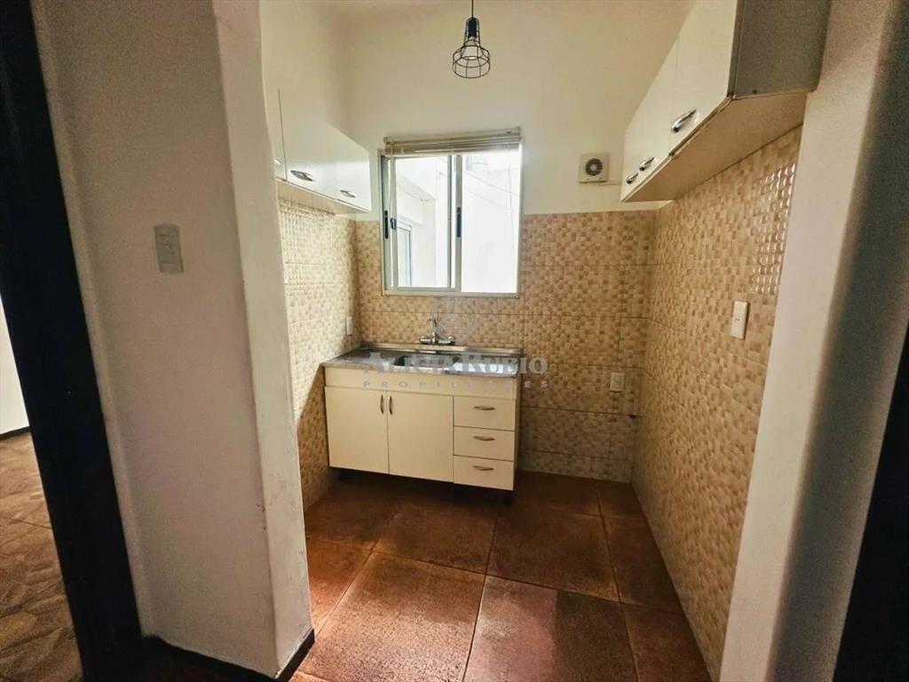 VENTA APARTAMENTO CON RENTA EN POCITOS – 1 DORMITORIO + ...