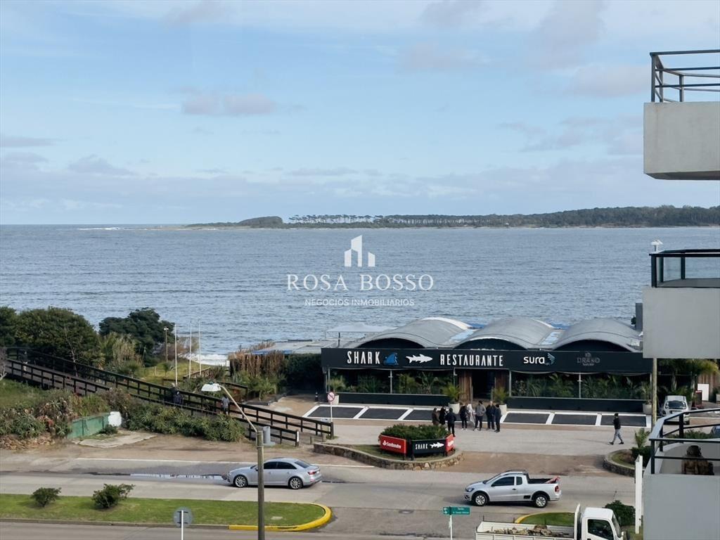 Apartamento en venta, 3 dormitorios, vista al