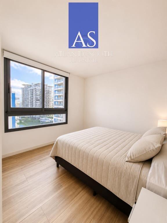 Moderno apartamento de 2 dormitorios en Torre con
