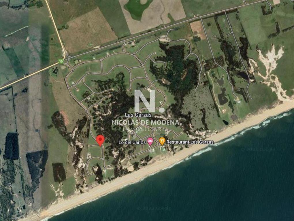 Terreno en venta en complejo frente al mar! Las