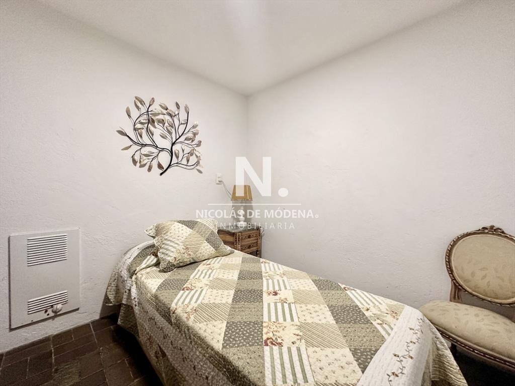 Apartamento de Tres Dormitorios frente a El Emir - Penínsu