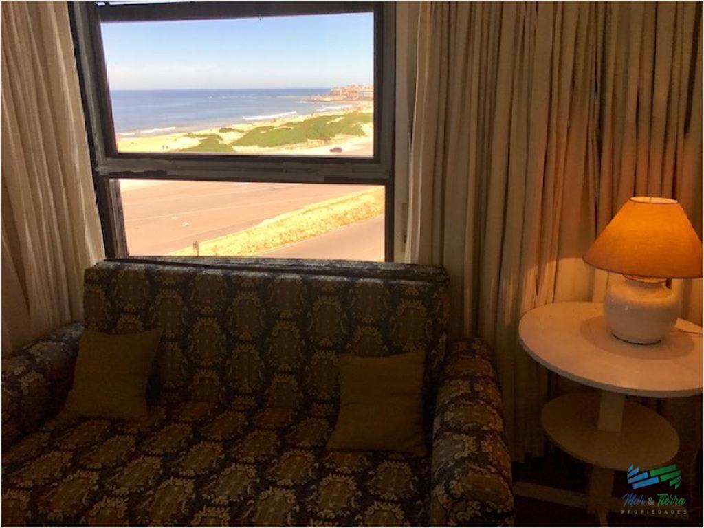 Apartamento en Brava, 2 dormitorios *