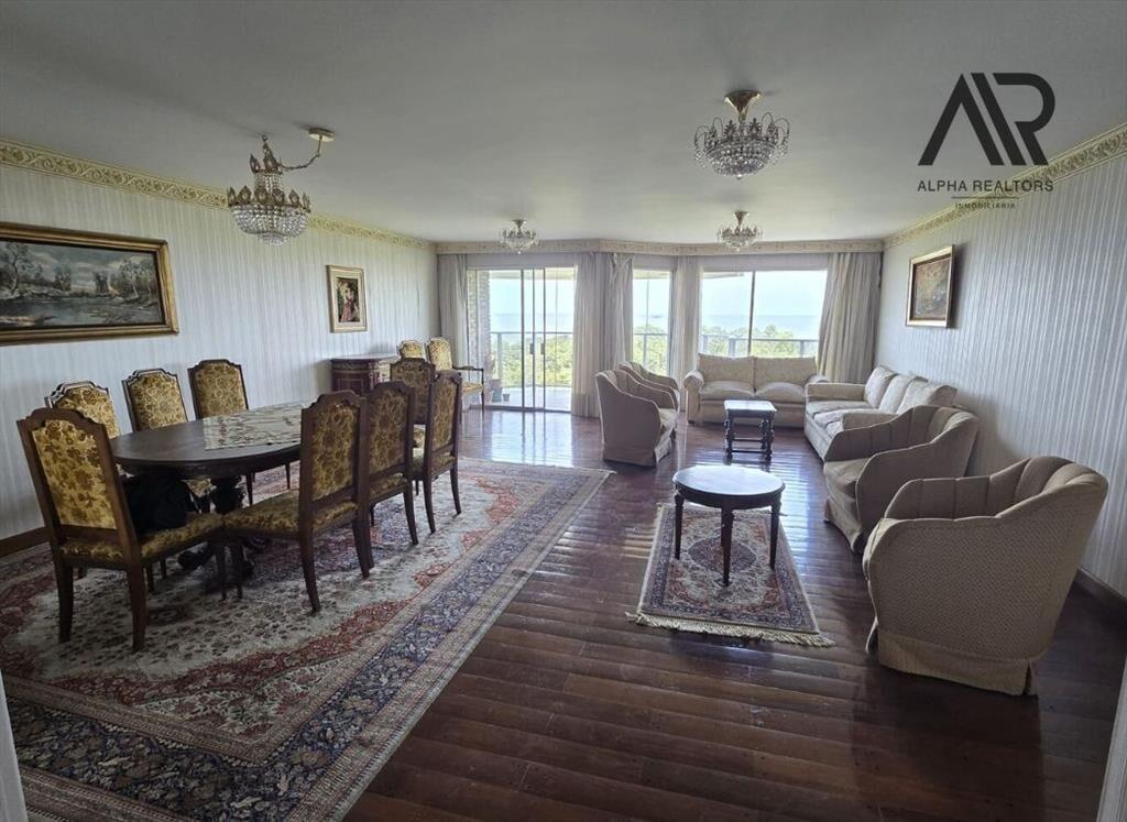 Venta Apartamento 3 Dormitorios Frente al Club de Golf e...