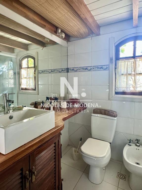 En venta casa en Pinares de 3 dormitorios y