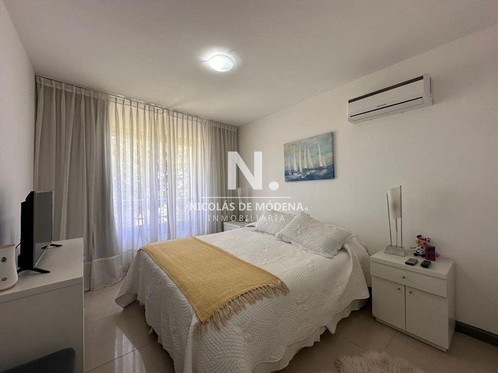 En alquiler apartamento de 2 dormitorios con Parrillero pro