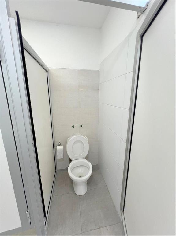 Polo logístico local industrial depósitos 3500m2