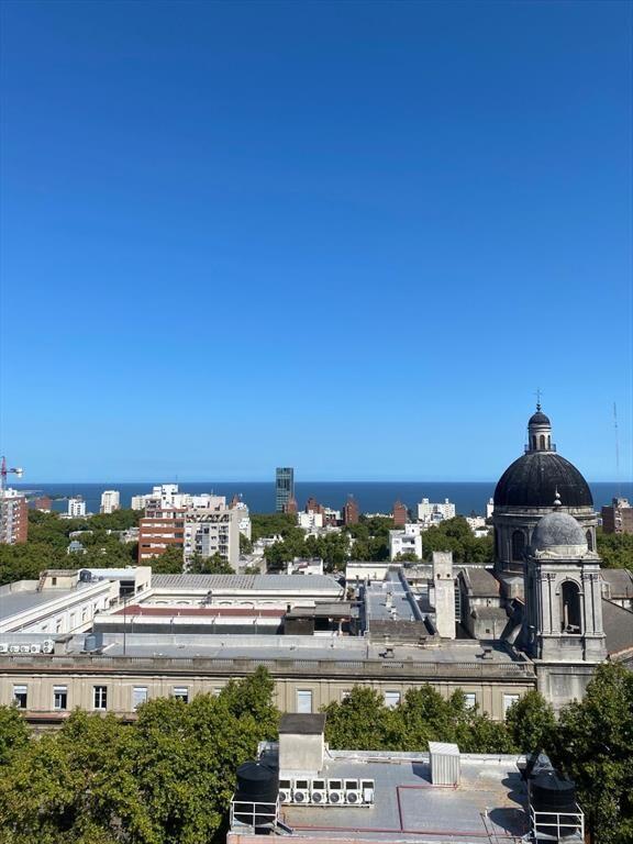 Venta Oficina Con Terraza Y Patio A Estrenar - Centro De...