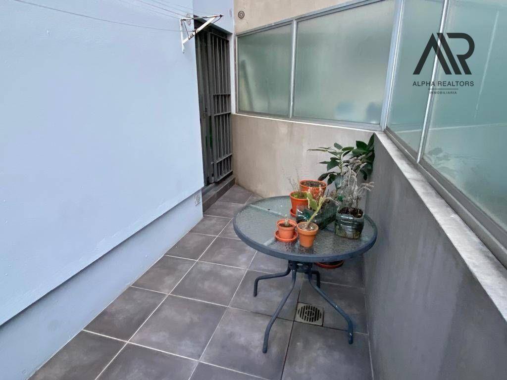 Apartamento en venta c/ cochera en Punta Carretas