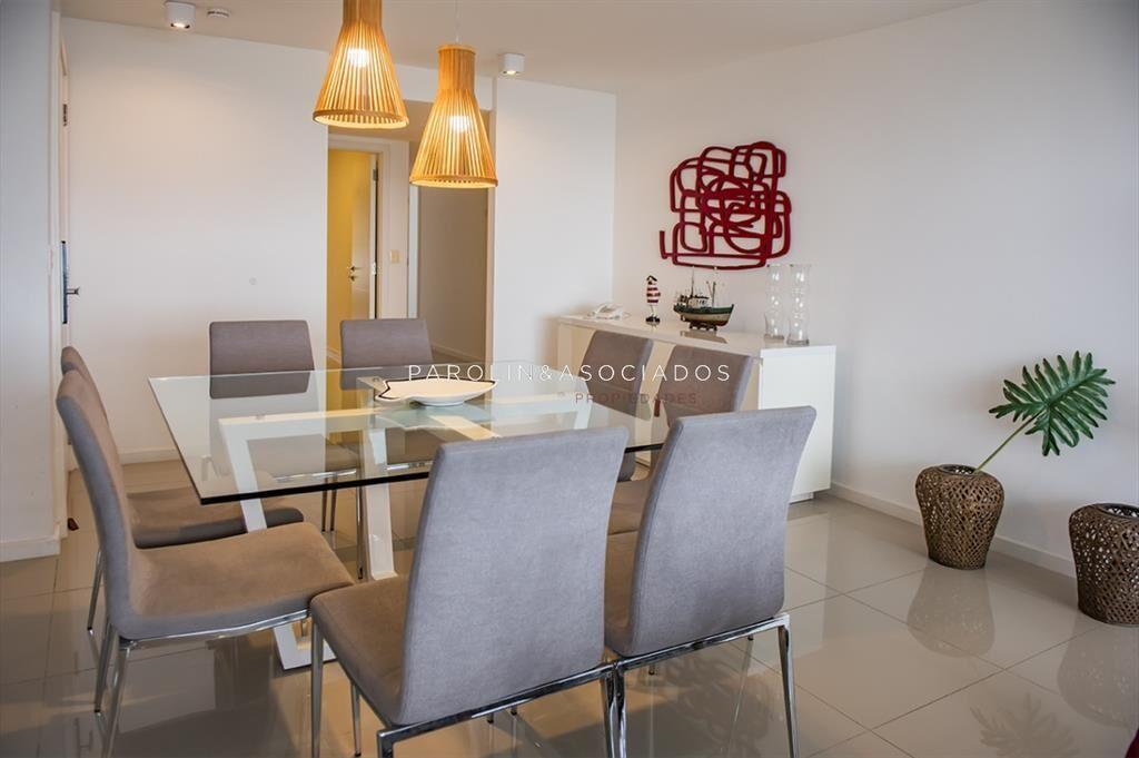 Departamento de 3 dormitorios en venta. Gran Oportunidad en