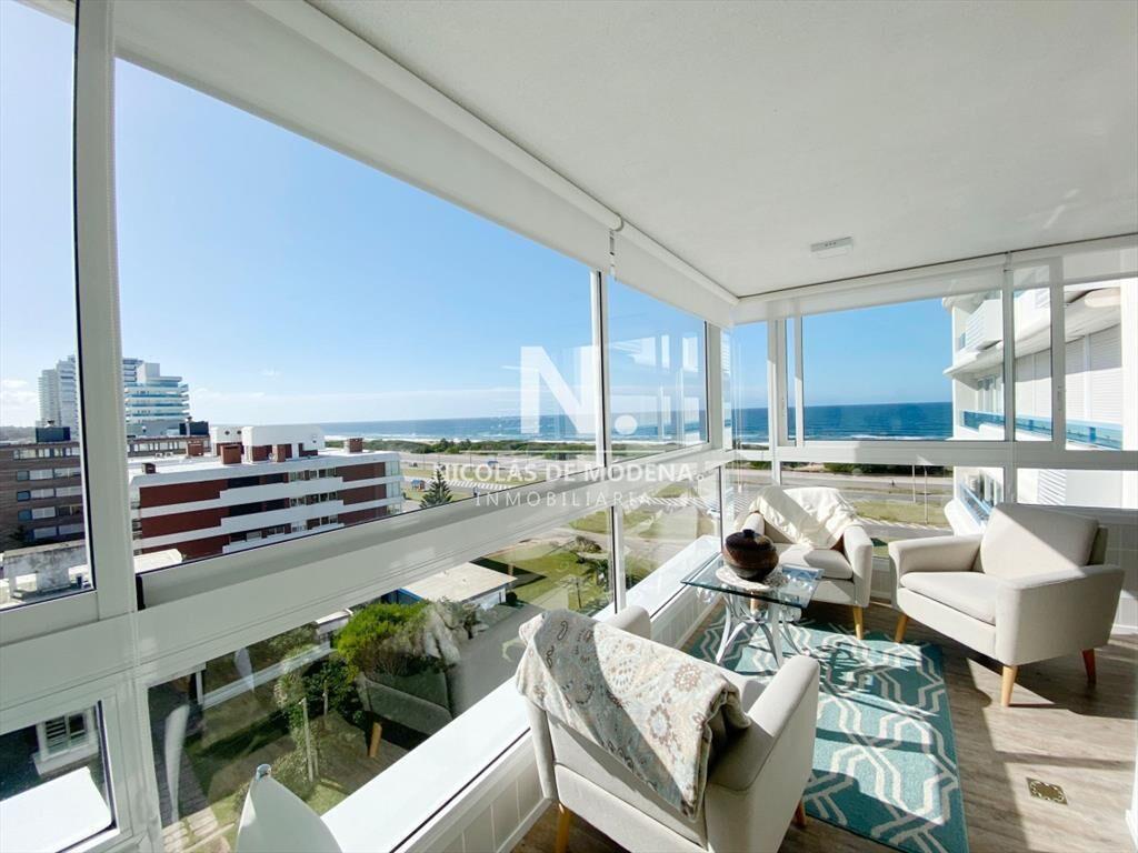 VENTA DE APARTAMENTO DE 3 DORMITORIOS EN BRAVA,