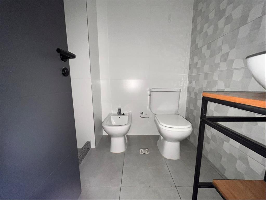 Alquiler,monoambiente al frente Pocitos Nuevo