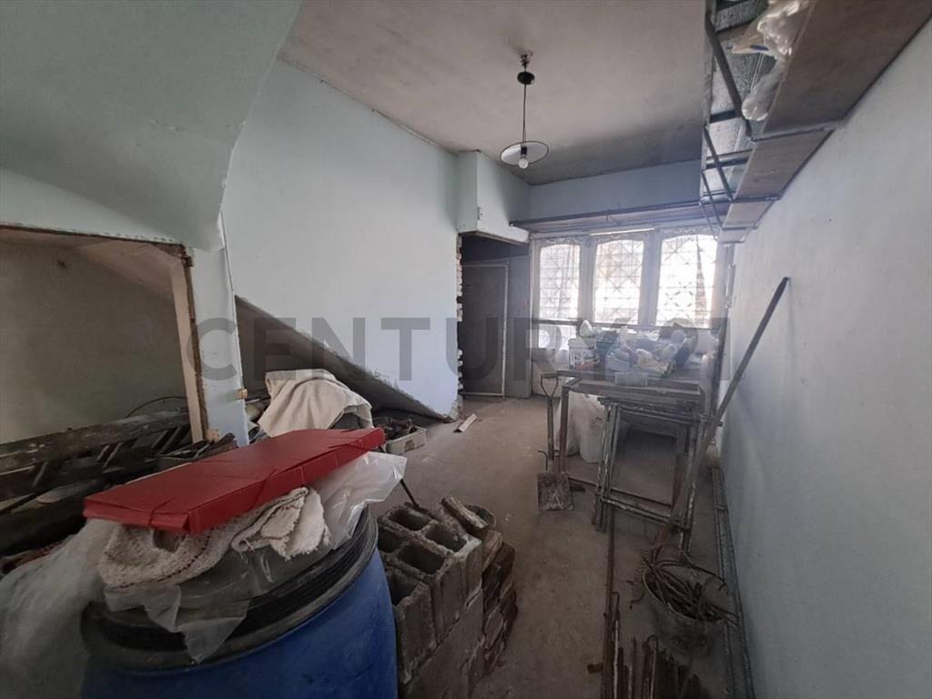 Próximo a 8 DE OCT../5dorm./Opcion a un apto con entrada ...