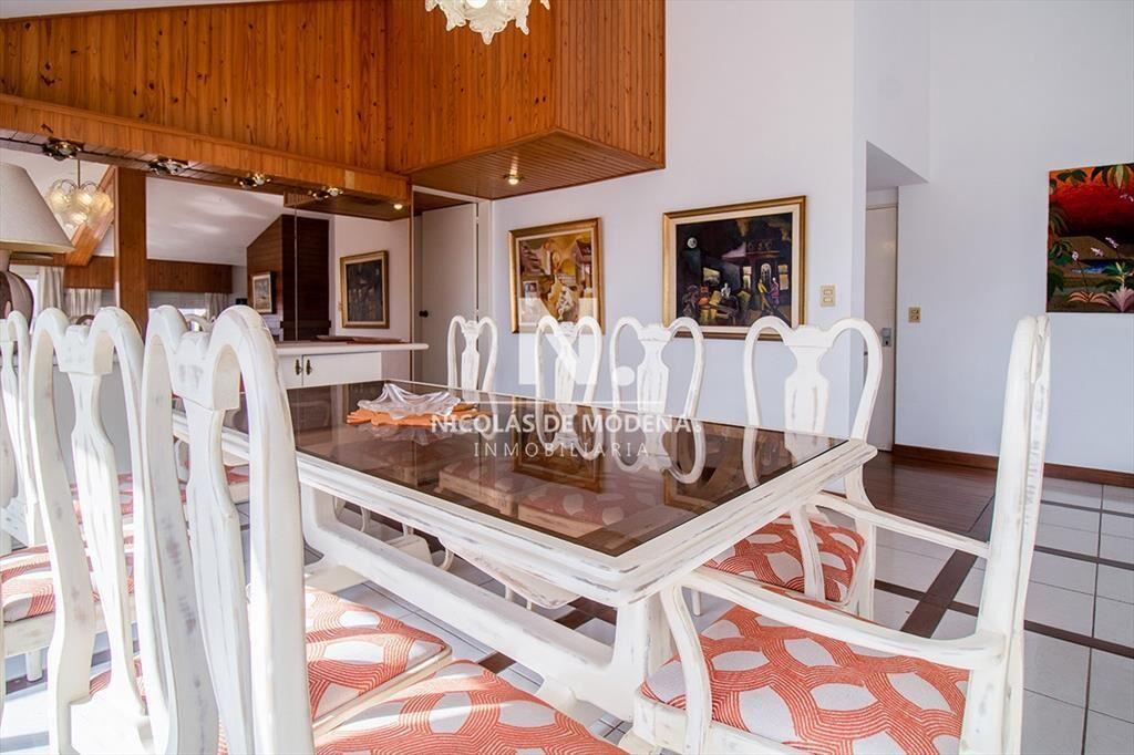 En venta apartamento de 3 dormitorios con vista