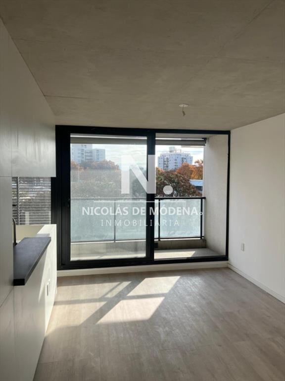 Venta Luminoso Apartamento de 2 Dormitorios a Con Excelente