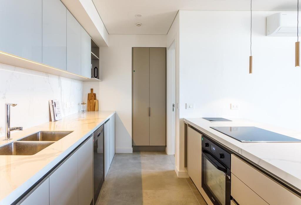 Apartamento en venta 3 dormitorios, 5 baños. excelente ubic