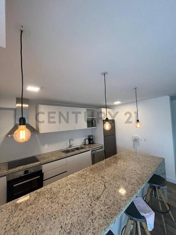 Venta Apartamento 2 Dormitorios En Playa Brava