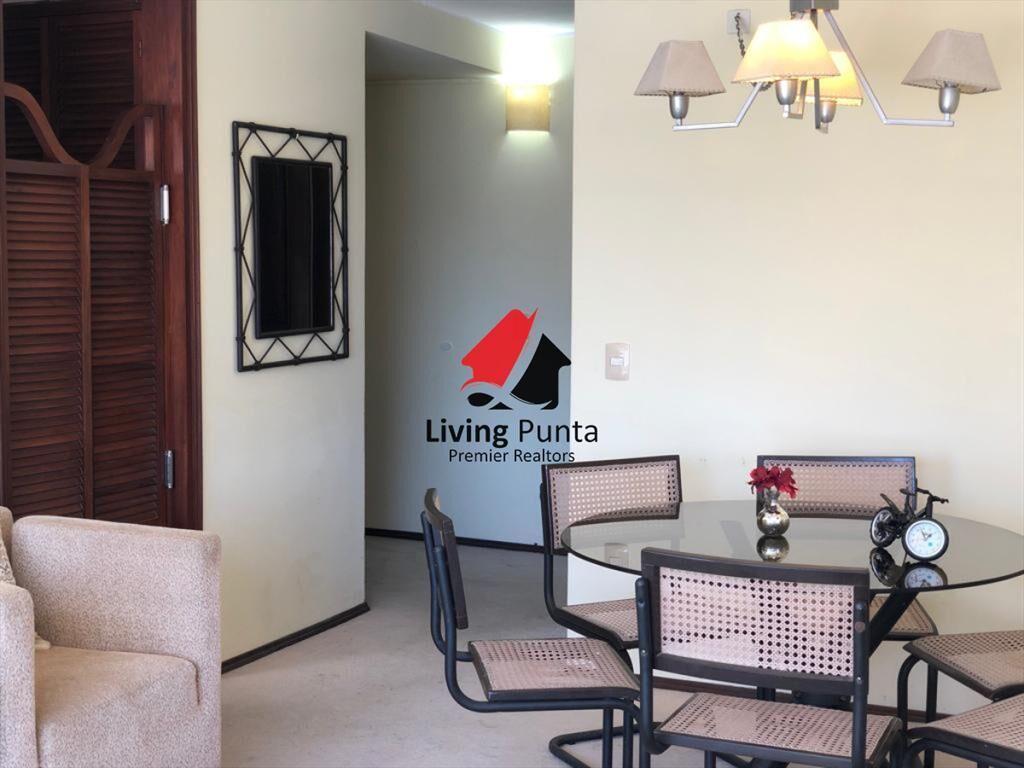 Apartamento en Brava, 2 dormitorios *